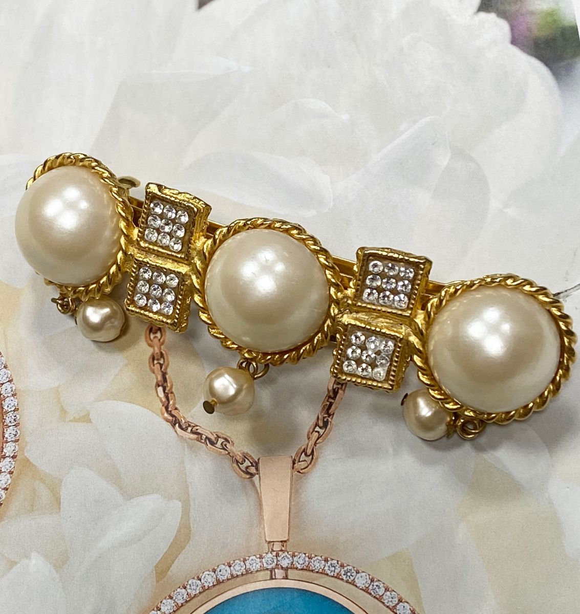 Заколка цена 4 697 руб