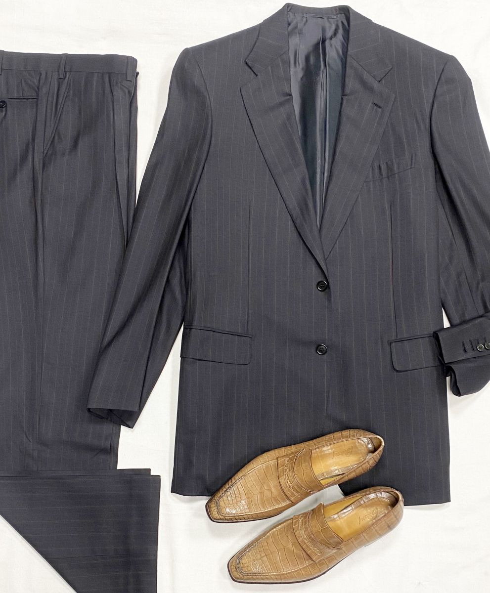 #mechtamen Костюм Brioni размер 52 цена 23 483 руб
Лоферы Brioni размер 42 цена 31 310 руб