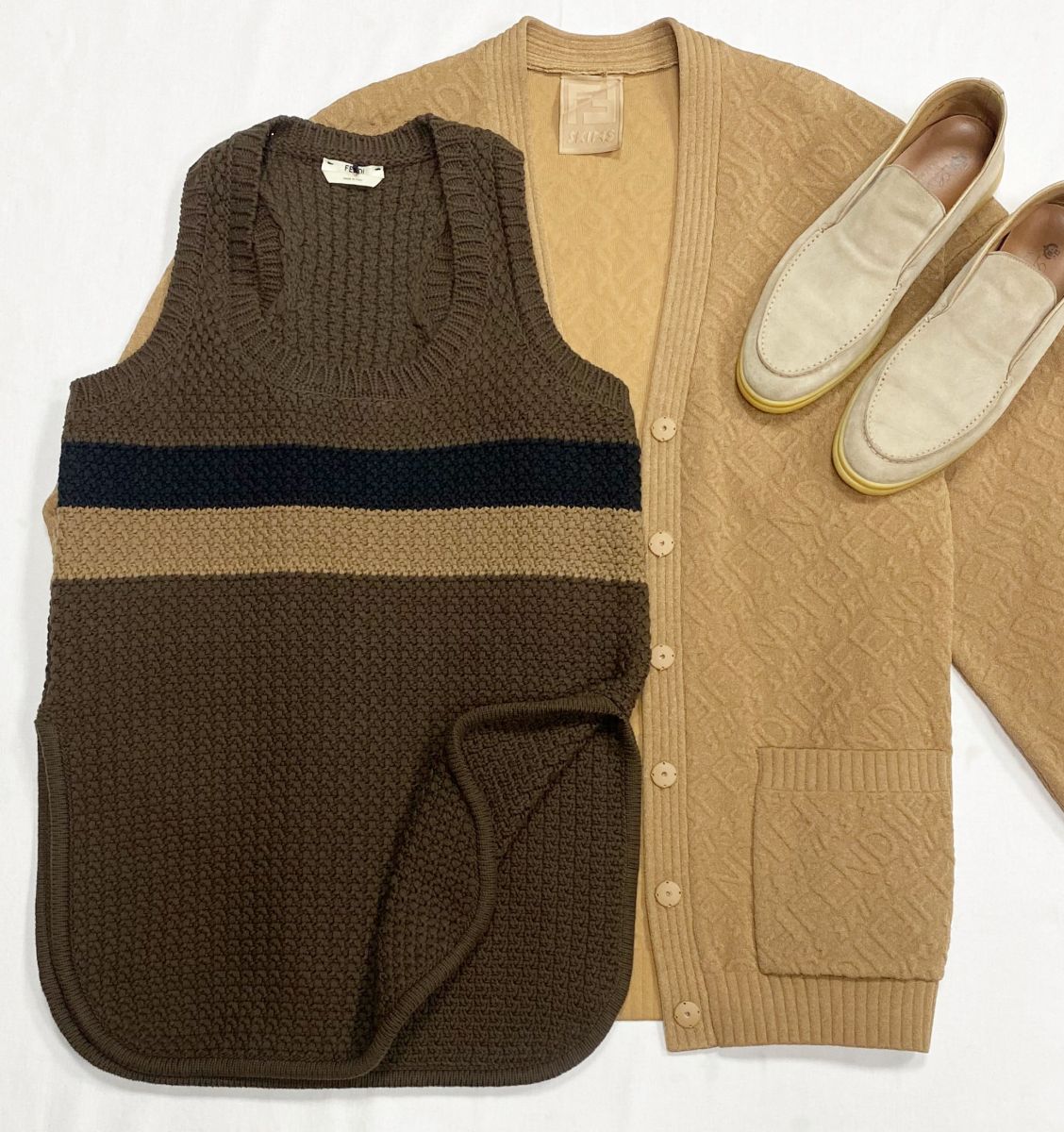 Кардиган +Жилет Fendi размер 40 цена 93 930 руб