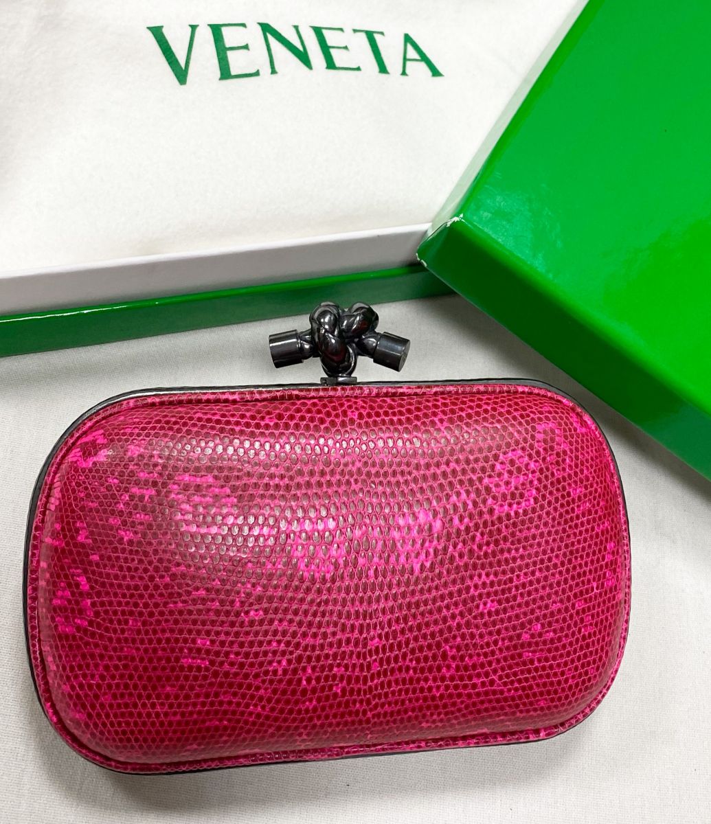 Клатч Bottega Veneta размер 17/10 цена 23 483 руб 