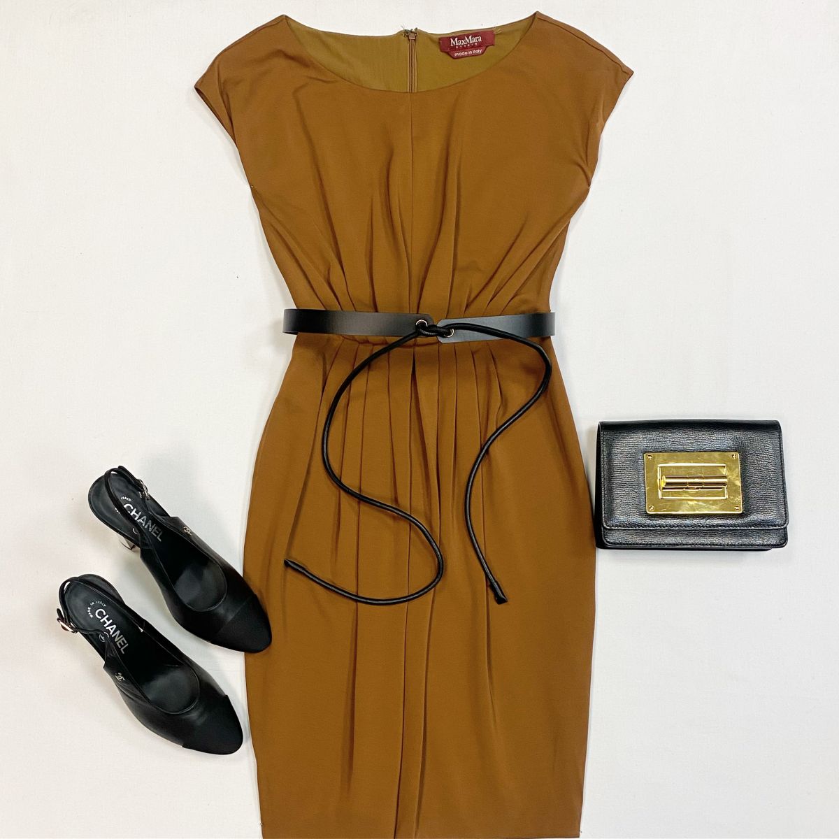 Платье Max Mara размер S цена 9 231 рубТуфли Chanel размер 40 цена 23 078 рубСумка Tom Ford