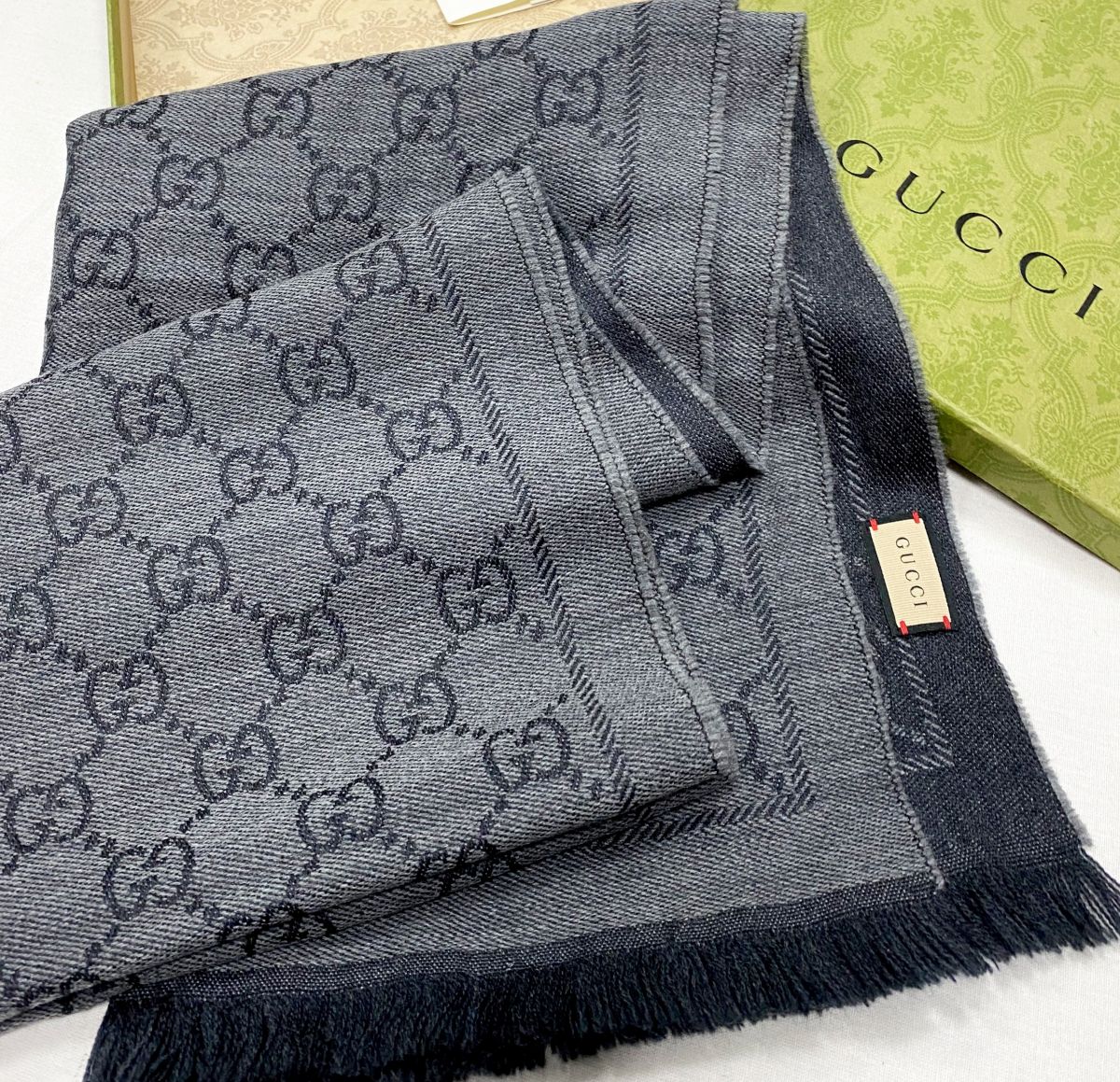 Шарф Gucci цена 23 483 руб 