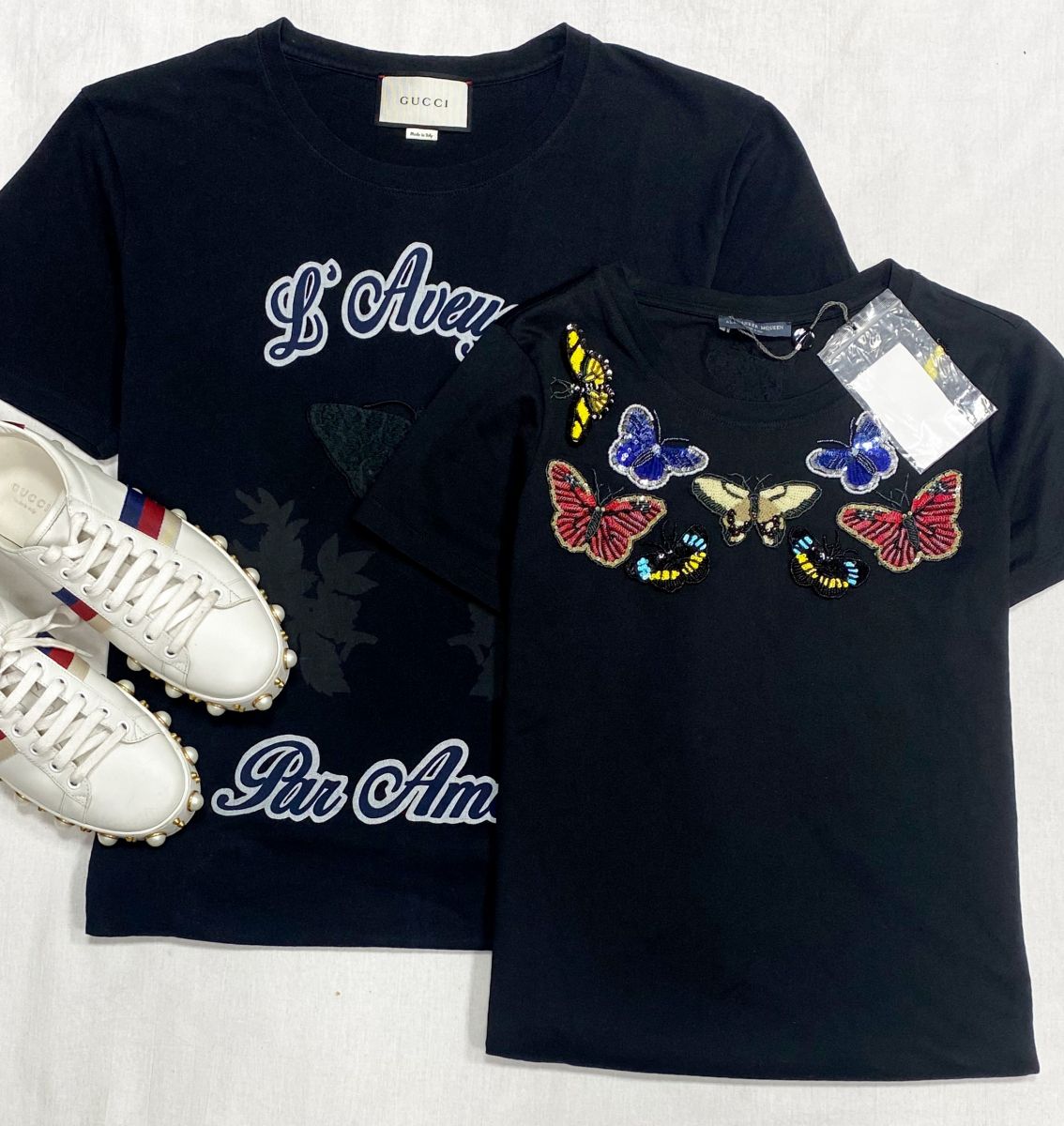Футболки Gucci Alexander Mqueen размер 38/M цена от 9 393 руб до 10 959 руб
Кеды Gucci размер 37.5 цена 23 483 руб
