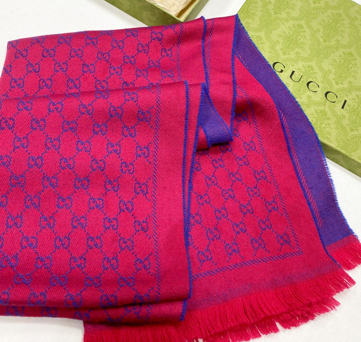 Шарф Gucci цена 23 483 руб