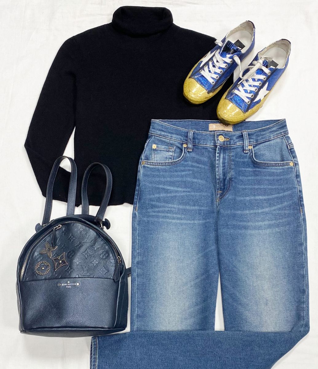 Водолазка Prada размер 38 цена 7 828 руб
Джинсы 7 размер 25 цена 6 262 руб
Кеды Golden Goose размер 36 цена 15 655 руб
Рюкзак Louis Vuitton 