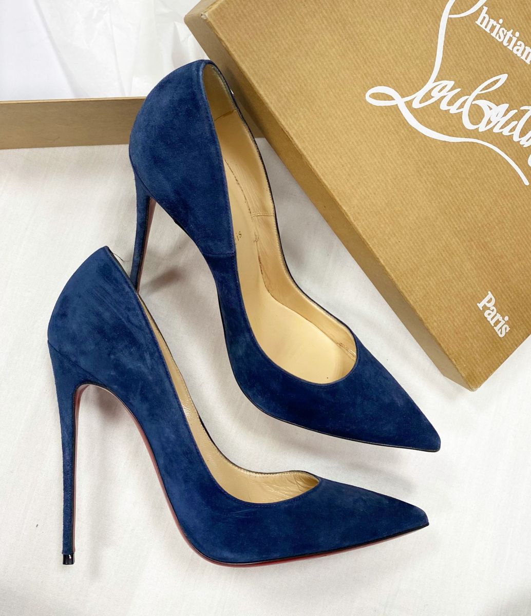 Туфли Louboutin размер 40 цена 23 483 руб