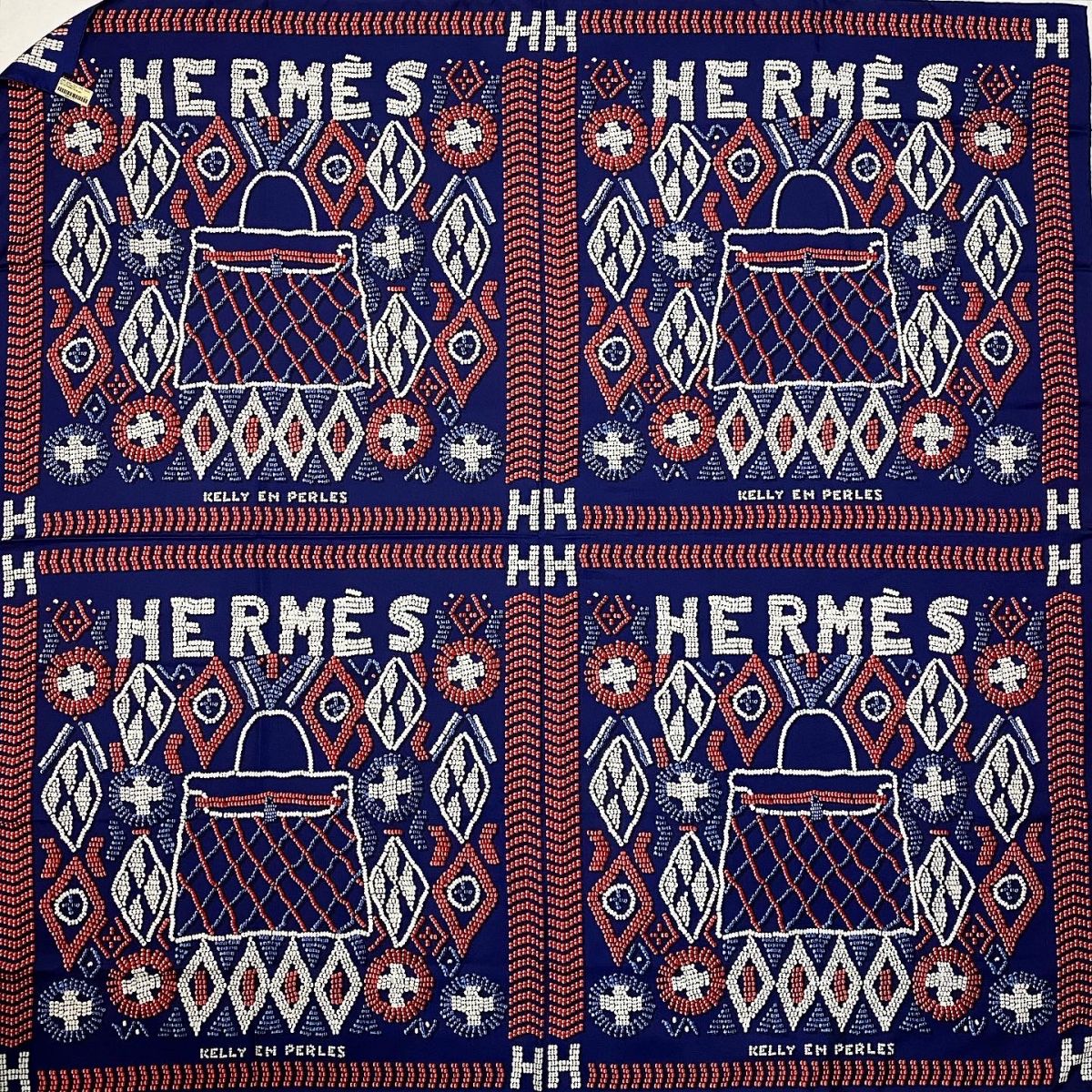 Палантин / шёлк / Hermès размер 140/140 цена 61 540 руб / новый с биркой / 