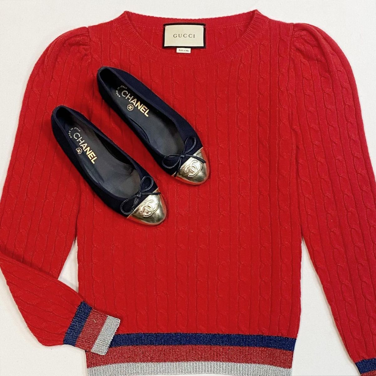 Кофта/люрекс/ Gucci размер S цена 23 078 рубБалетки Chanel размер 35 цена 15 385 руб