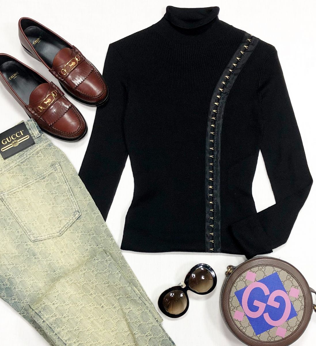 Джинсы Gucci размер 25 цена 31 310 руб
Кофта Tom Ford размер S цена 23 483 руб
Лоферы Celine размер 38.5 цена 31 310 руб
Сумка Gucci