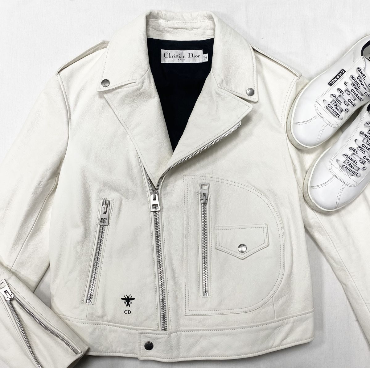 Куртка / кожа / вышивка / Christian Dior размер 44 цена 234 825 руб 