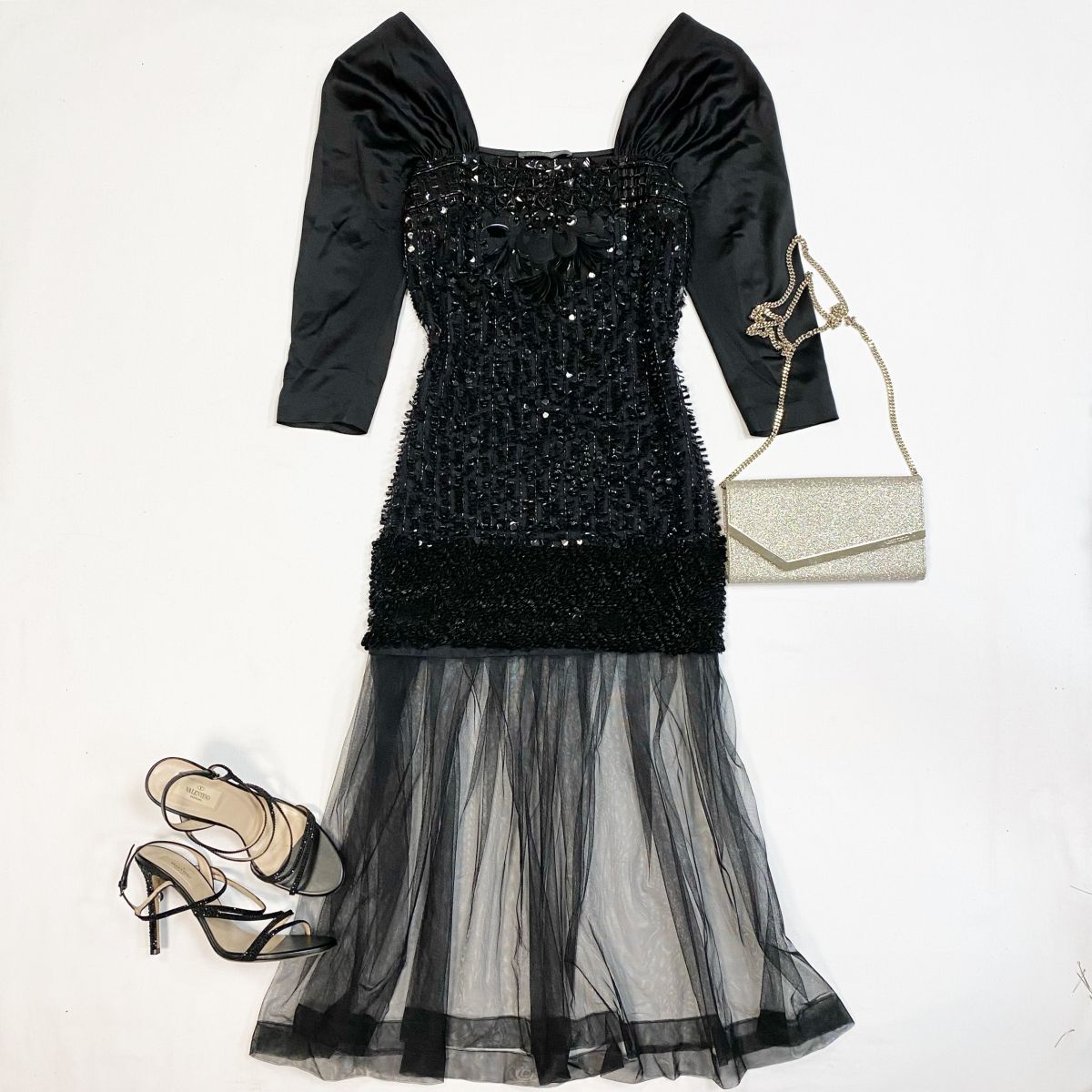 Платье Alberta Ferretti размер 40 цена 7 693 рубБосоножки Valentino размер 40 цена 10 770 рубСумка Jimmy Choo