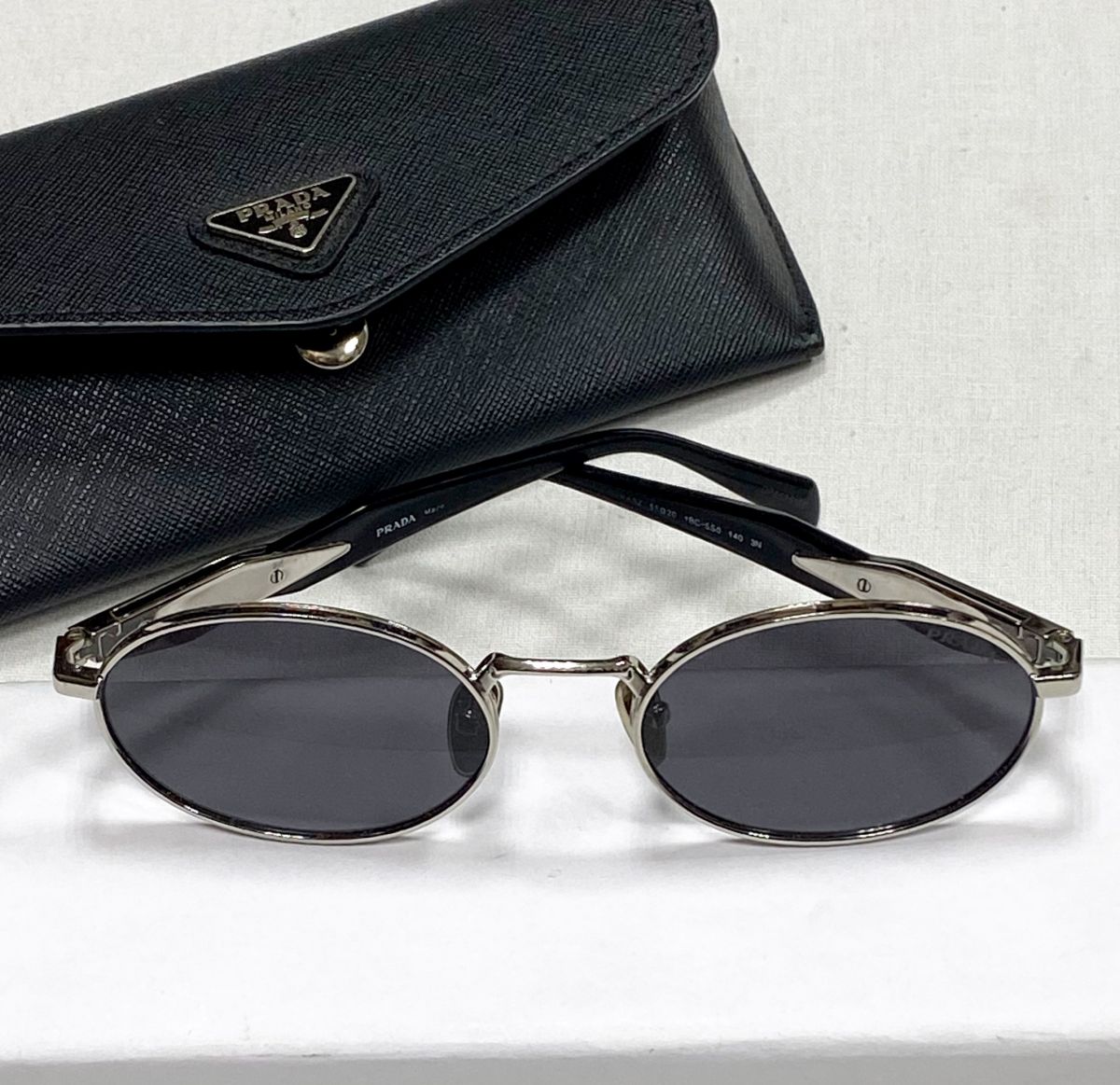 Очки Prada цена 23 483 руб