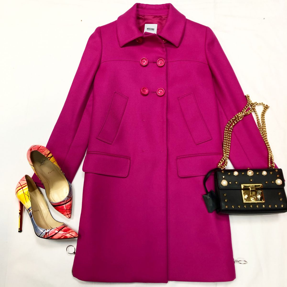 Пальто Moschino размер 36/40Цена 12 308 руб Туфли Louboutin размер 39.5 цена 6 154 руб Сумка GUCCI