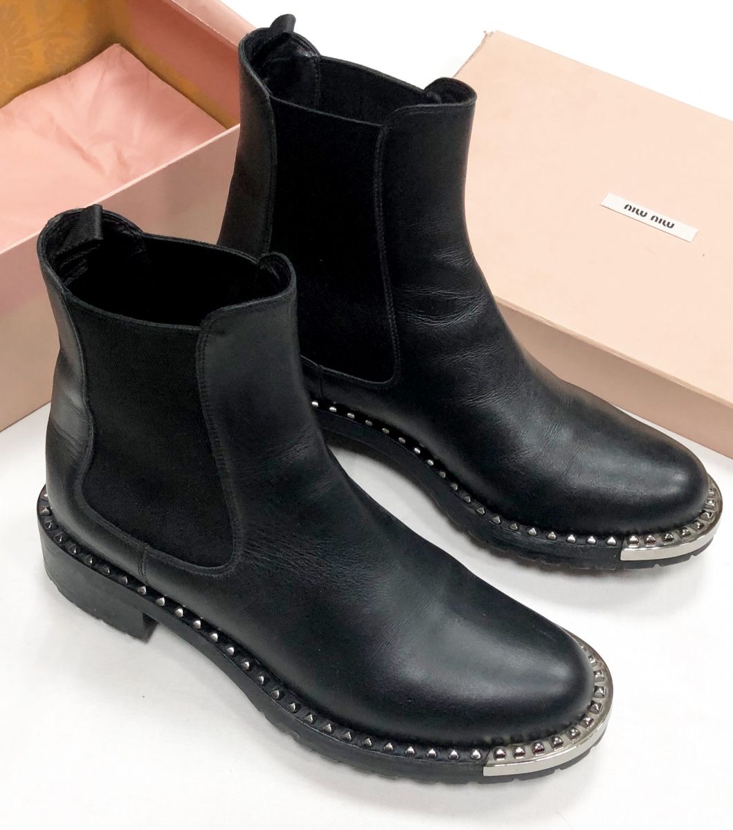 Ботинки Miu Miu размер 38 цена 15 655 руб

