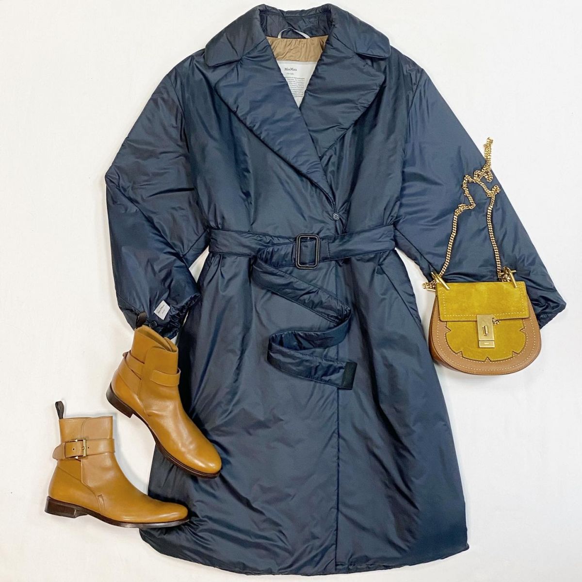 Пальто Max Mara размер 38 цена 61 540 рубБотинки Ballantyne размер 36 цена 13 847 рубСумка Chloe