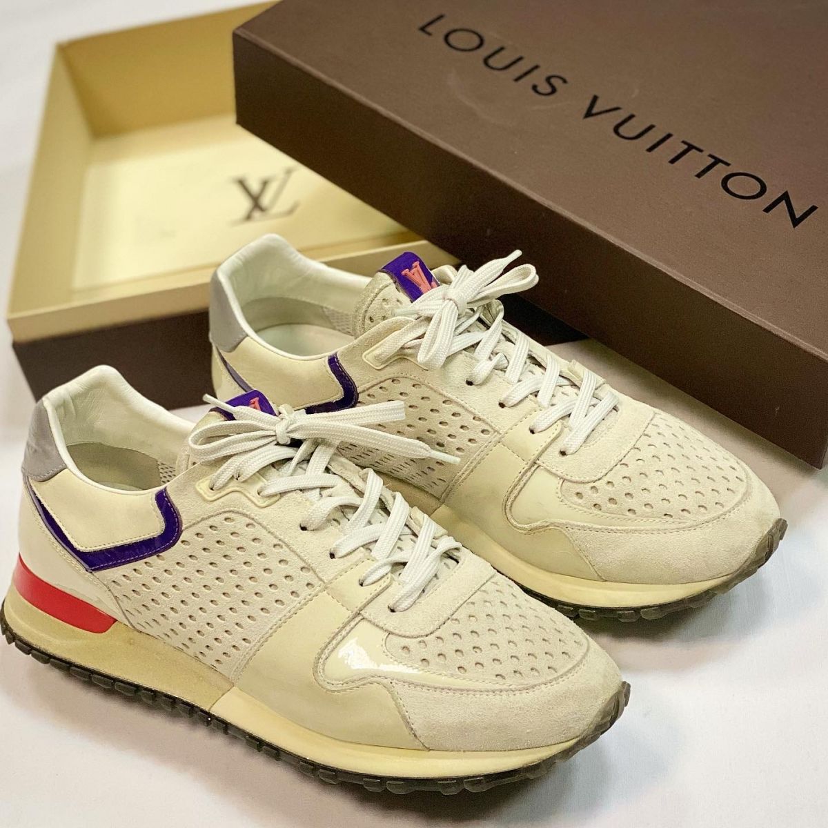 Кроссовки Louis Vuitton размер 39.5 цена 18 463 руб 