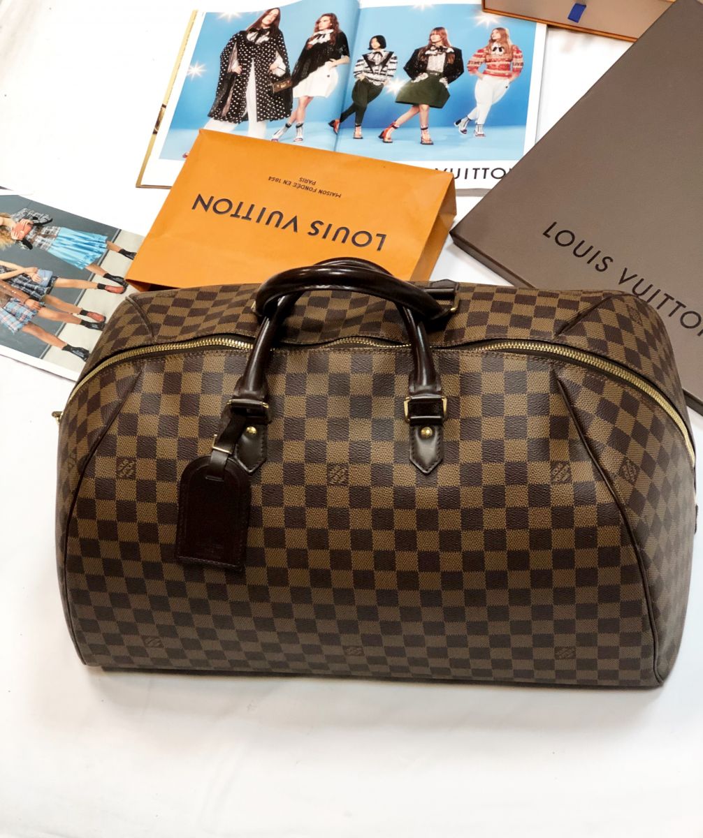 Сумка Louis Vuitton размер большой цена 61 540 руб