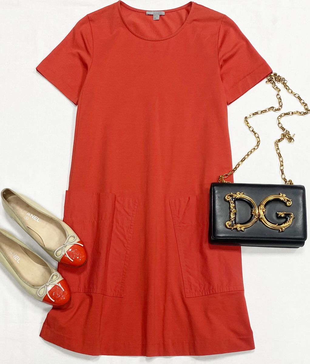 Платье Cos размер XS цена 3 914 руб
Балетки Chanel размер 37 цена 23 483 руб
Сумка Dolce Gabbana 