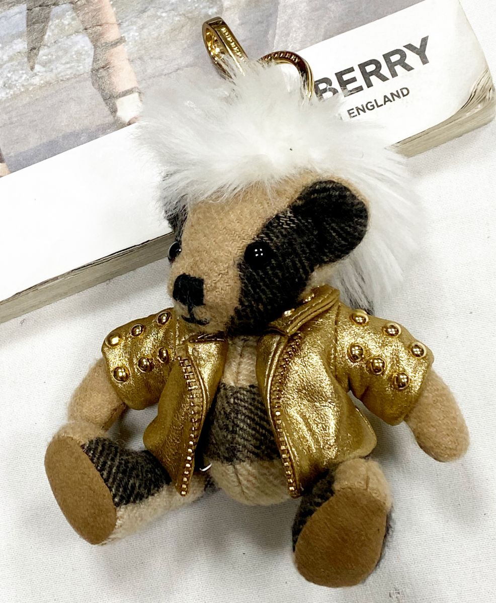 Брелок Burberry цена 10 959 руб
