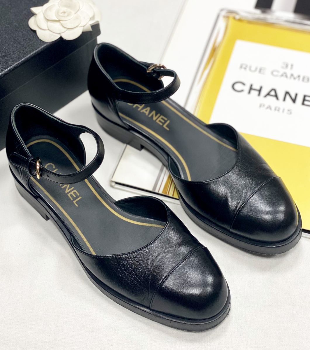 Босоножки Chanel размер 38.5 цена 78 275 руб