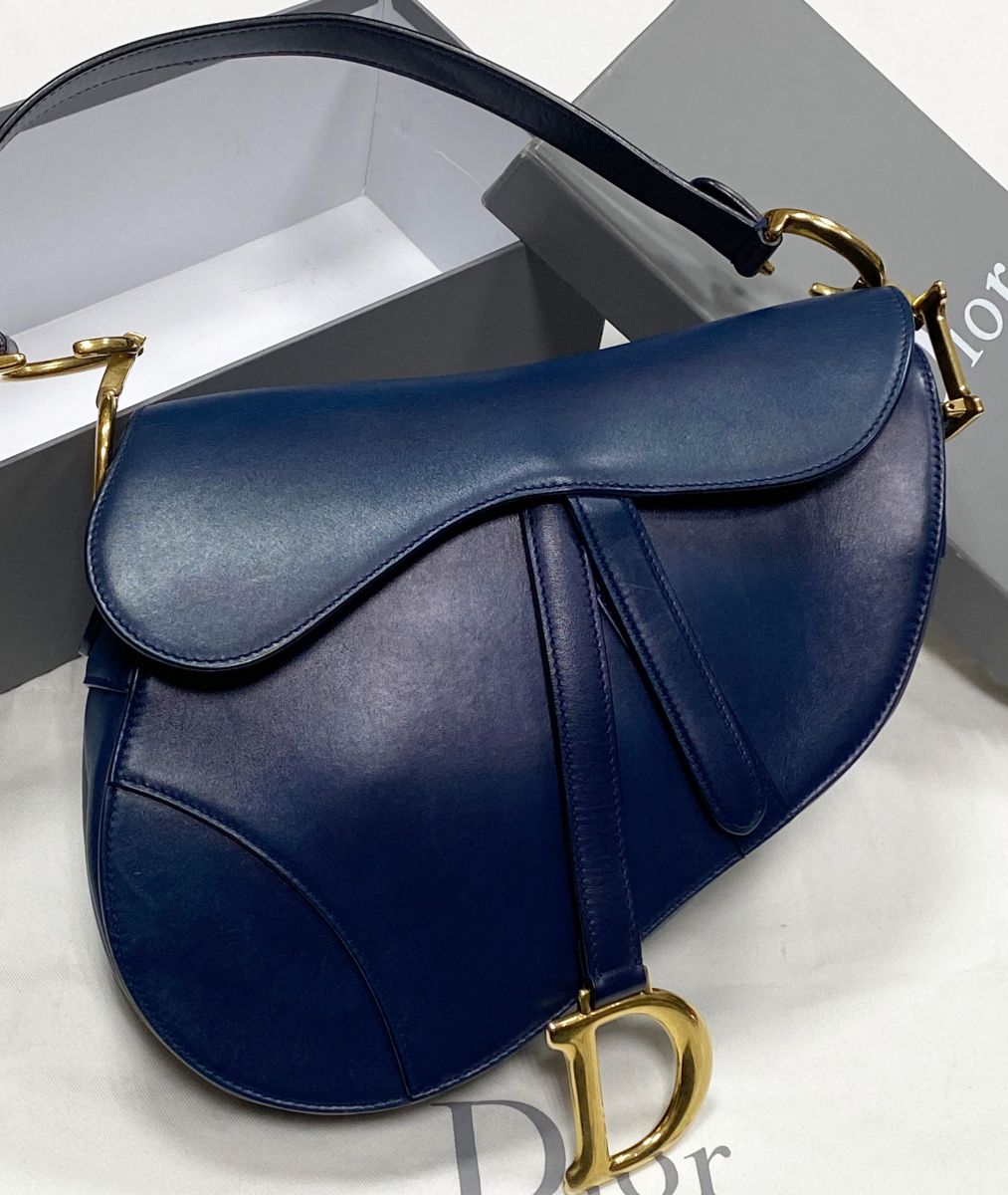 Сумка Christian Dior размер 22/20 цена 62 620 руб
