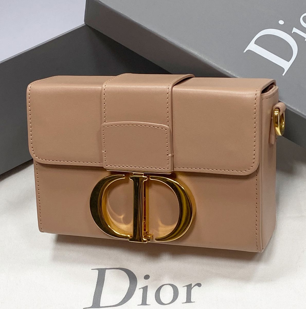 Сумочка Christian Dior размер 17/12 цена 109 585 руб