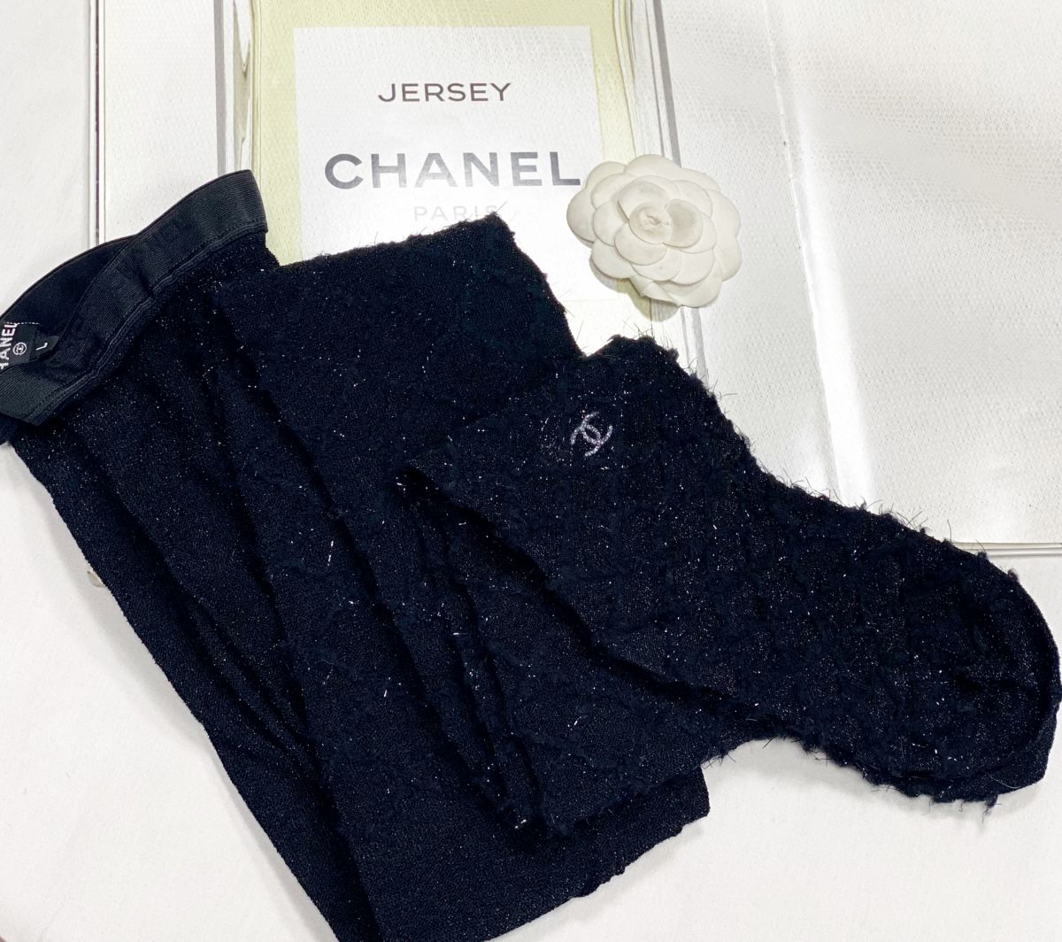 Колготки Chanel размер L цена 31 310
Руб
