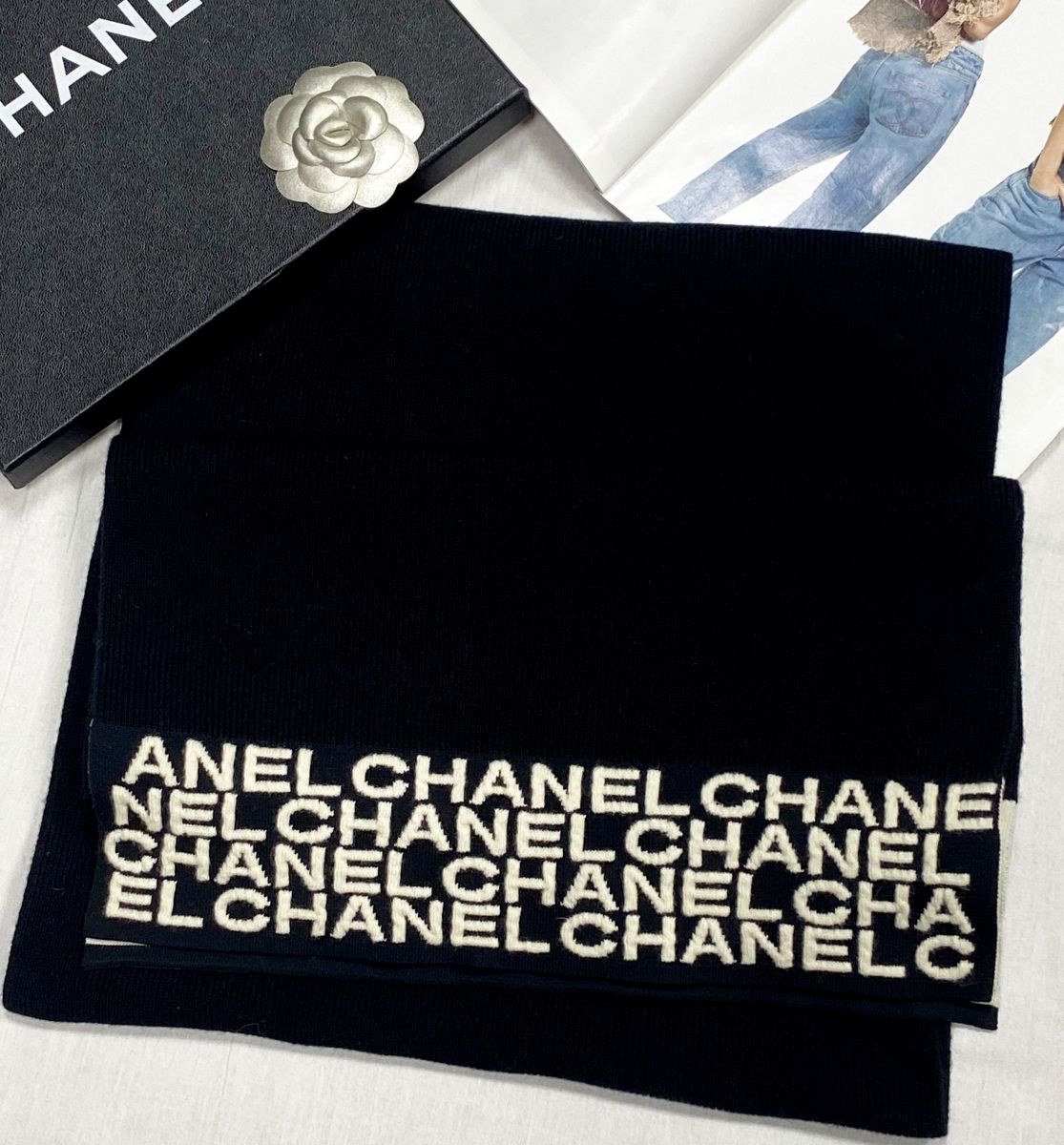Шарф Chanel размер 35/200 цена 39 138 руб

