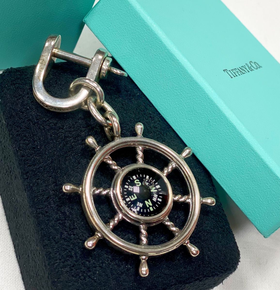 Брелок Tiffany &amp; Co цена 15 655 руб / упаковка / 