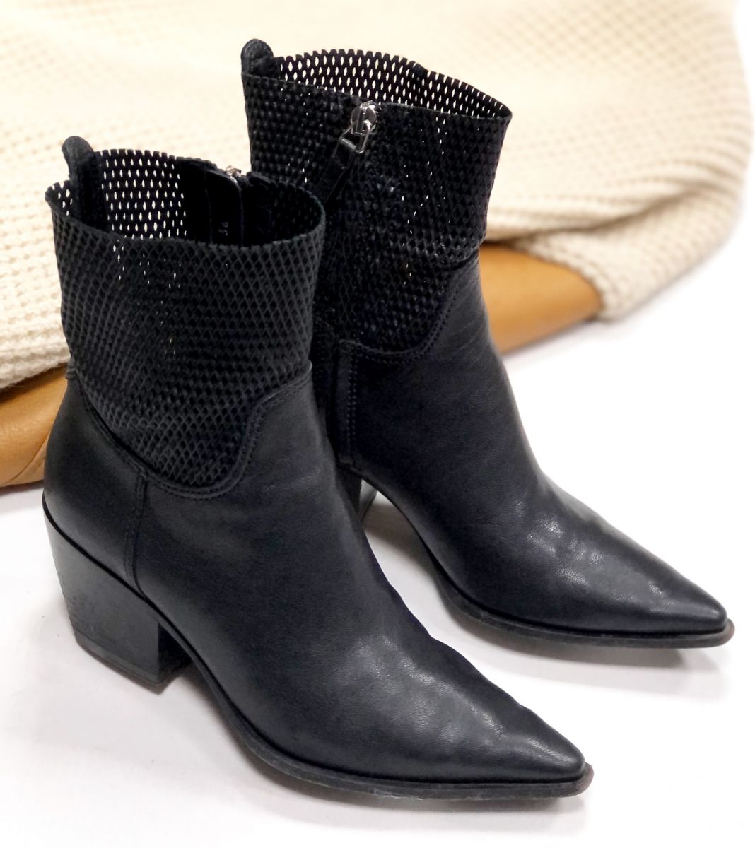 Казаки Premiata размер 36 цена 15 655 руб
