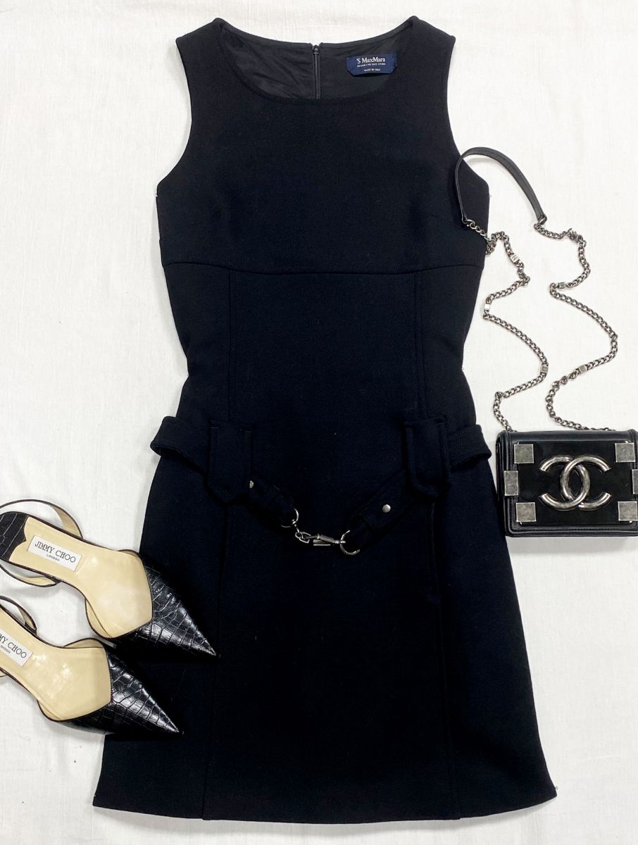 Платье S Max Mara размер 36 цена 7 828 руб
Мюли Jimmy Choo размер 40 цена 23 483 руб
Сумка Chanel