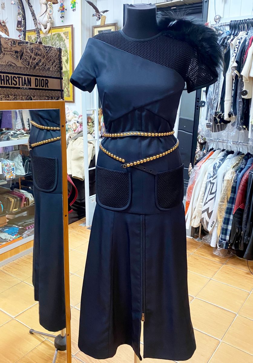 Платье/ перья/  Fendi размер 40 цена 46 965 руб