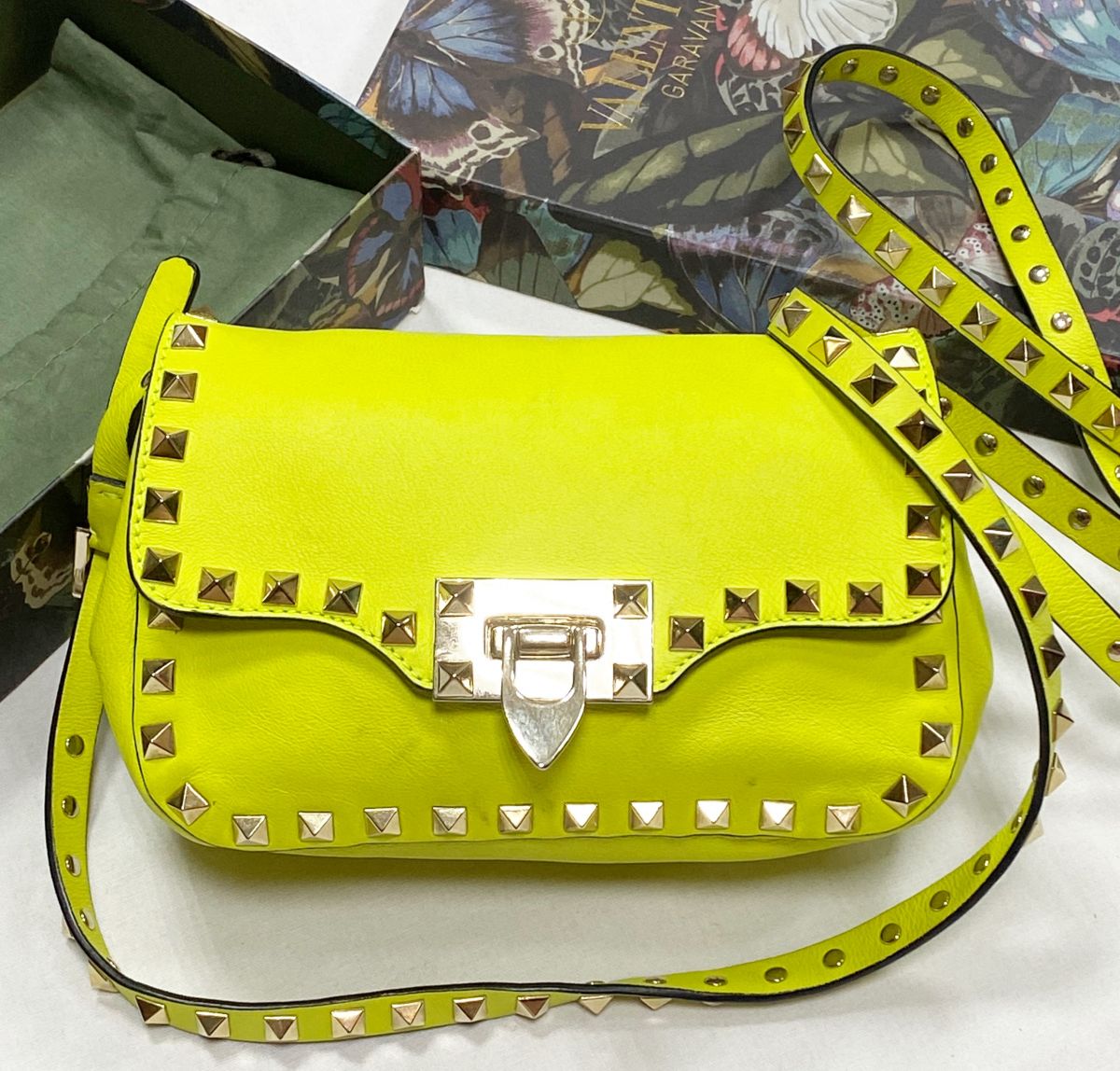 Сумка Valentino размер 18/12 цена 23 483 руб

