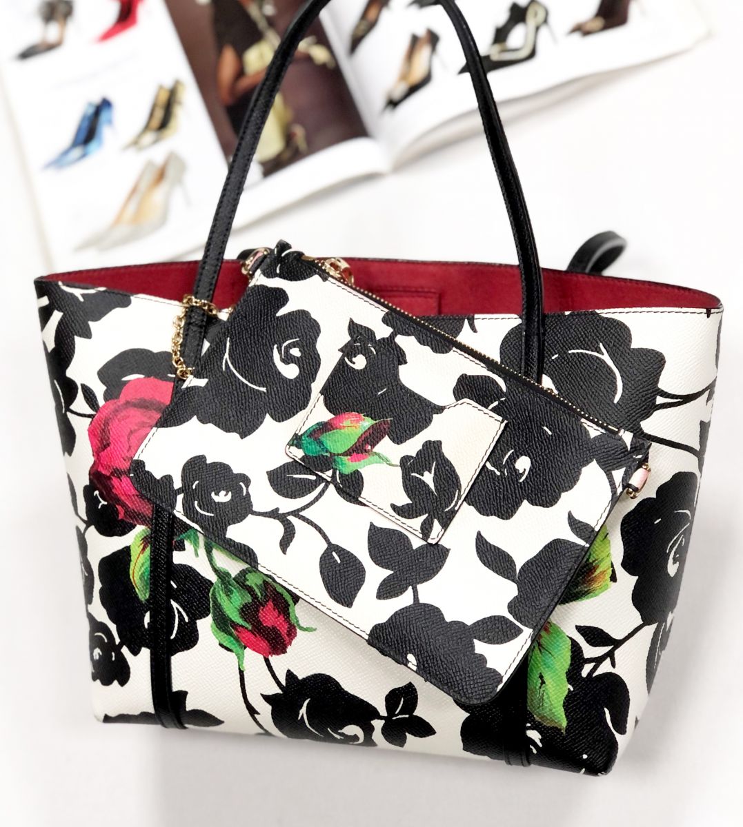 Сумка Dolce Gabbana размер 28/22 цена 53 847 руб

