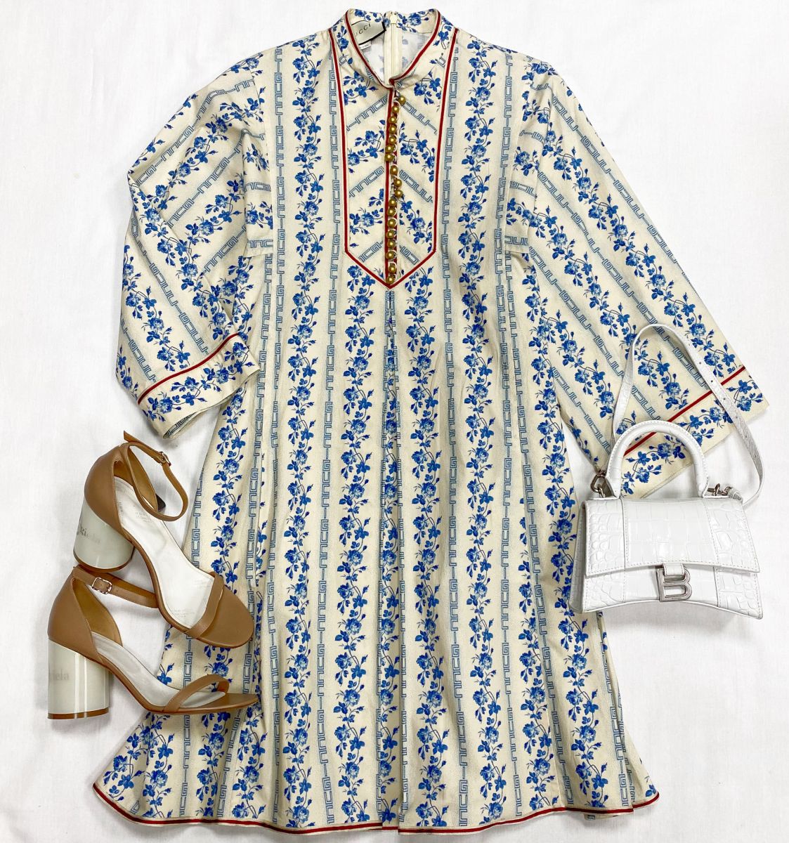 Платье Gucci размер 46 цена 31 310 руб Босоножки Maison Martin Margiela размер 38 цена 15 655 руб Сумка Balenciaga
