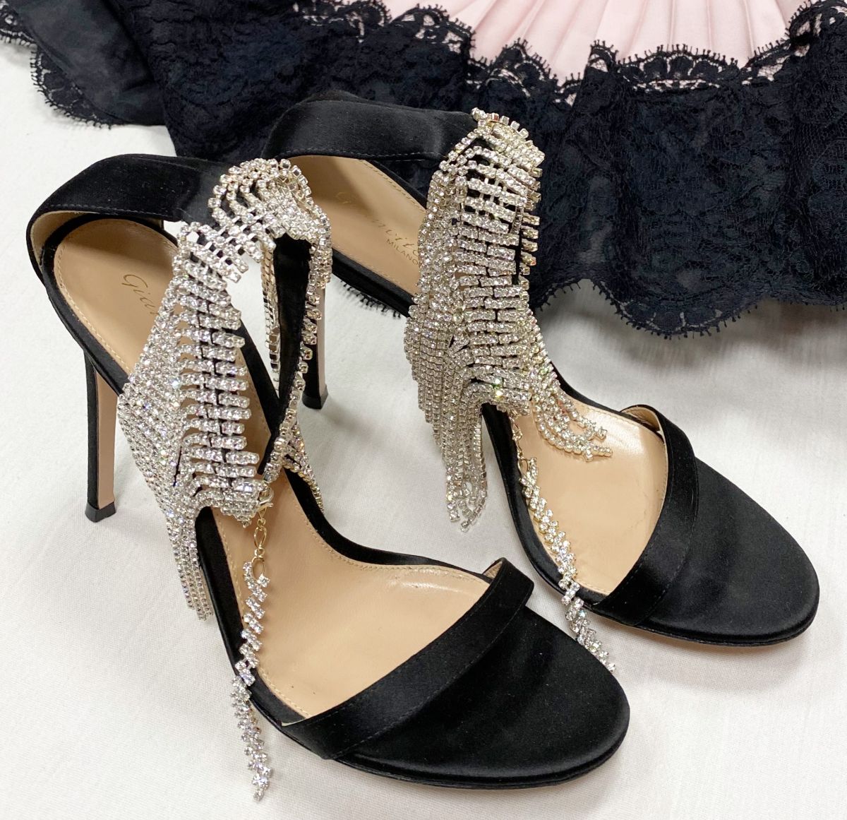 Босоножки Gianvito Rossi размер 38 цена 31 310 руб