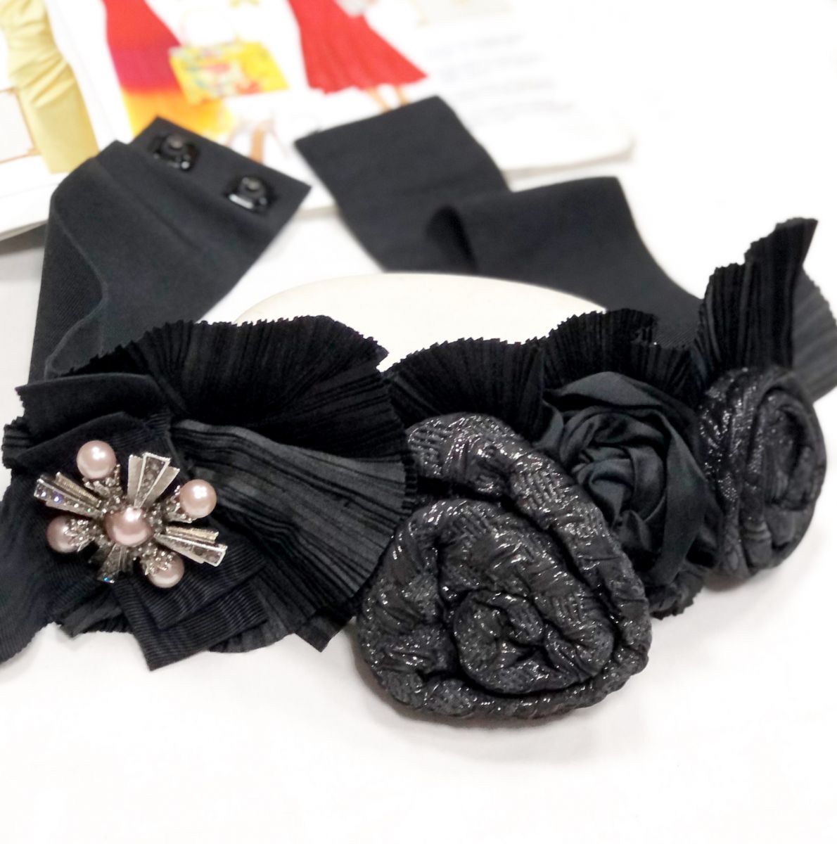 Пояс /камни/ Dolce Gabbana цена 7 828 руб 
