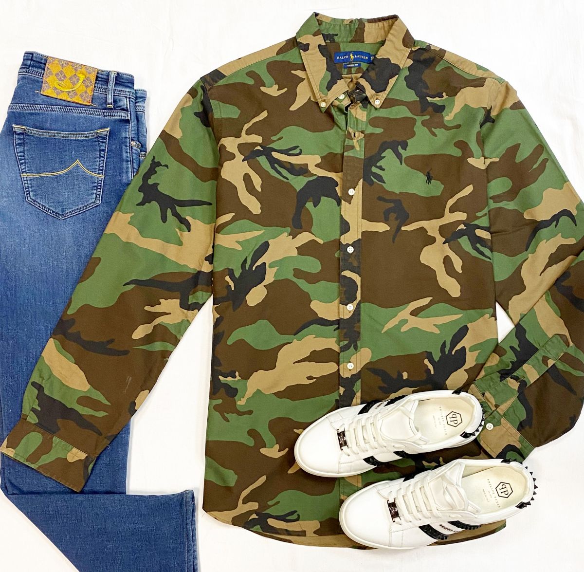 #mechtamen Рубашка Ralph Lauren размер XXL цена 6 154 руб
Джинсы Jacob Cohen размер 34 цена 9 231 руб
Кеды Philipp Plein размер 42 цена 15 385 руб 