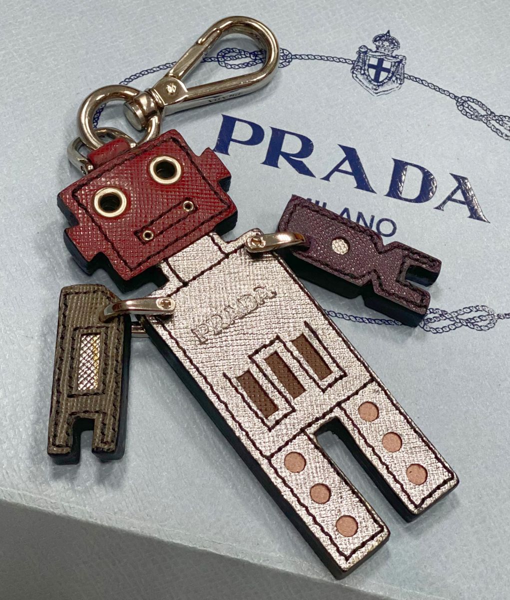 Брелок Prada цена 6 262 руб 