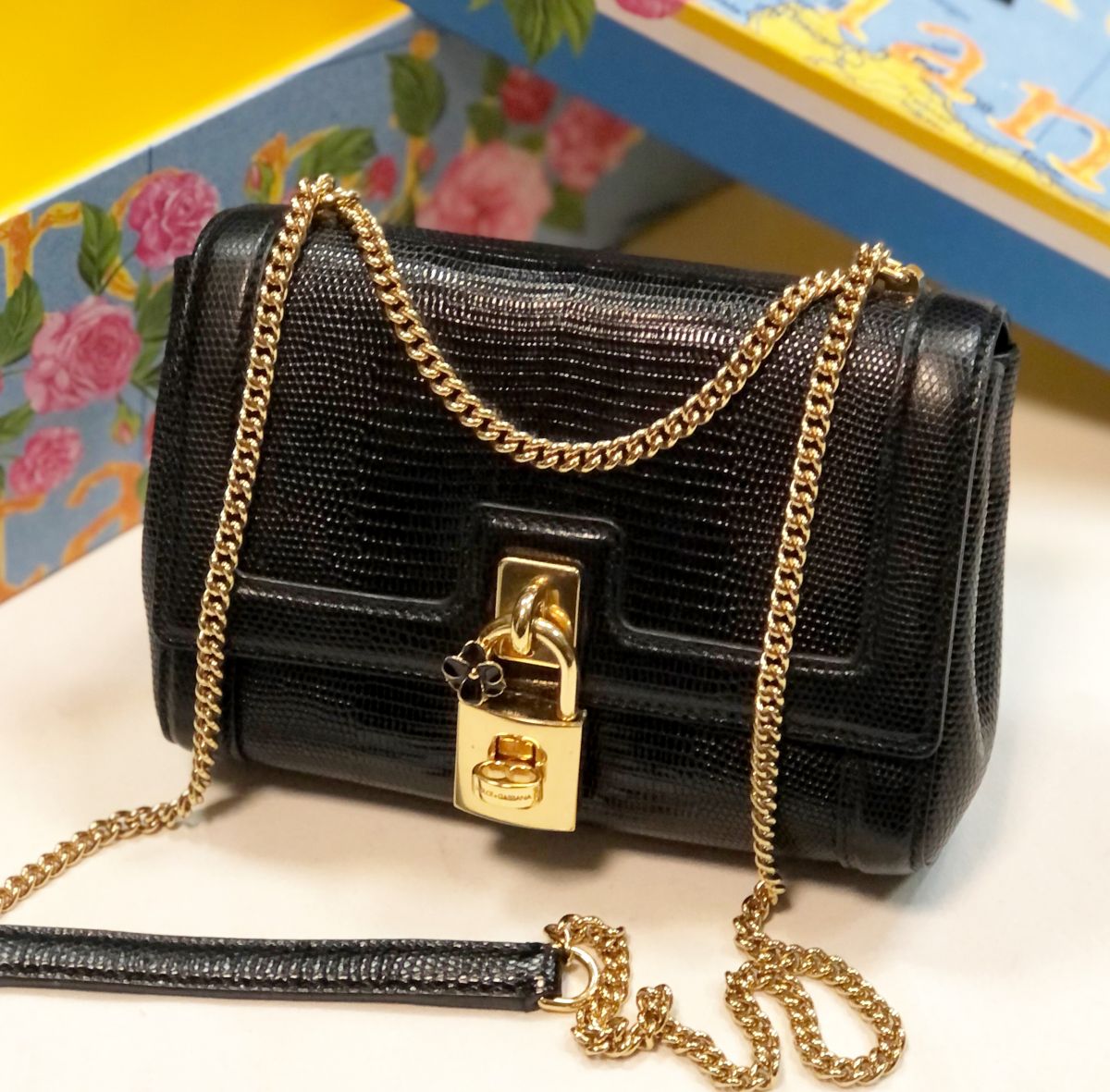 Сумка Dolce Gabbana размер 20/15 цена 30 770 руб 