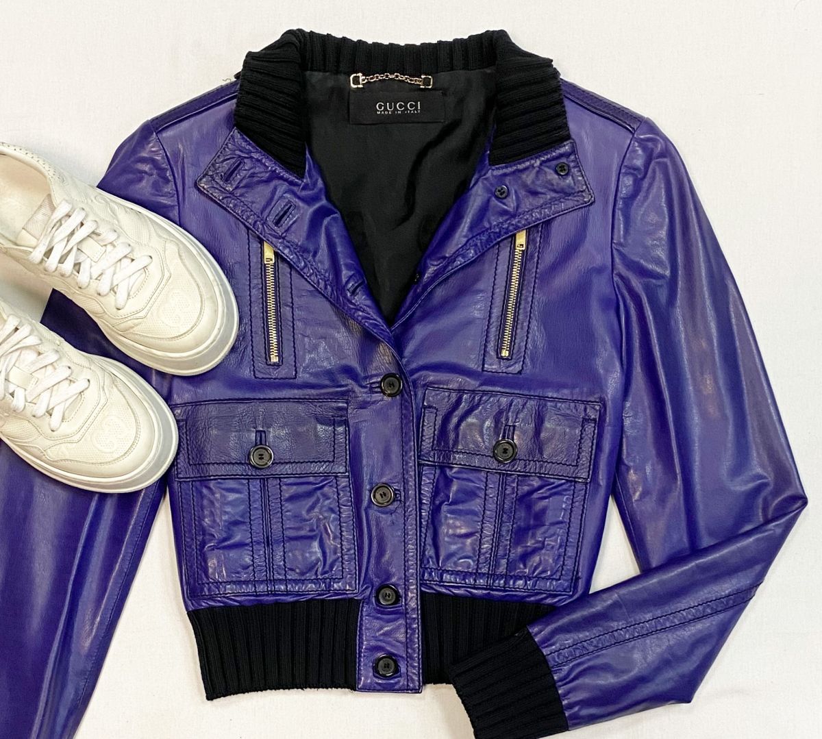 Куртка/кожа/ Gucci размер 38 цена 23 078 руб
Кеды Gucci размер 36 цена 15 385 руб 