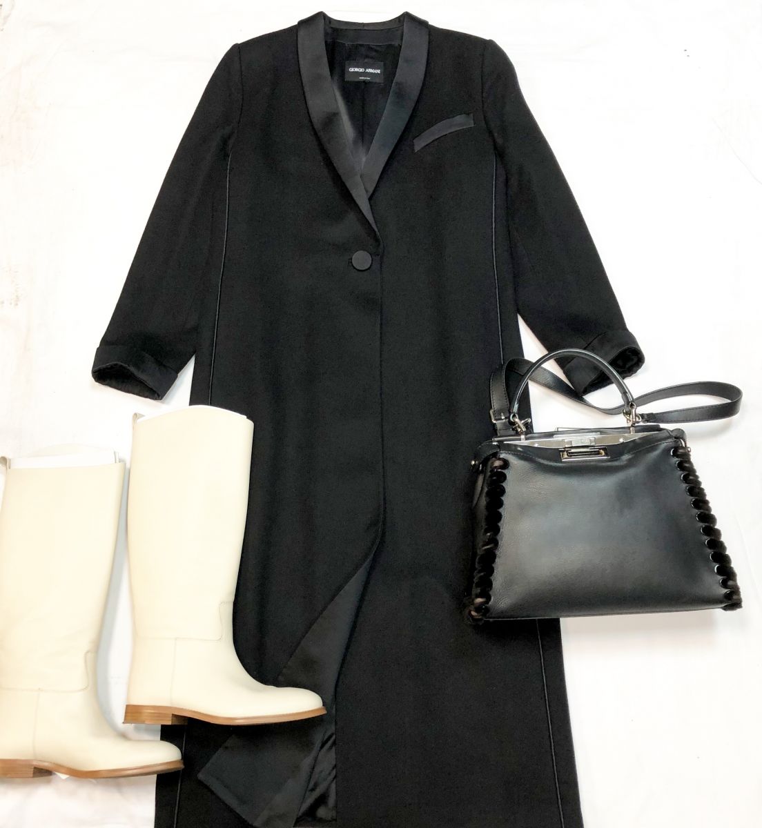 Пальто GIORGIO ARMANI размер 48 цена 76 925 руб Сапоги 12 STOREEZ размер 38 цена 9 231 руб Сумка FENDI