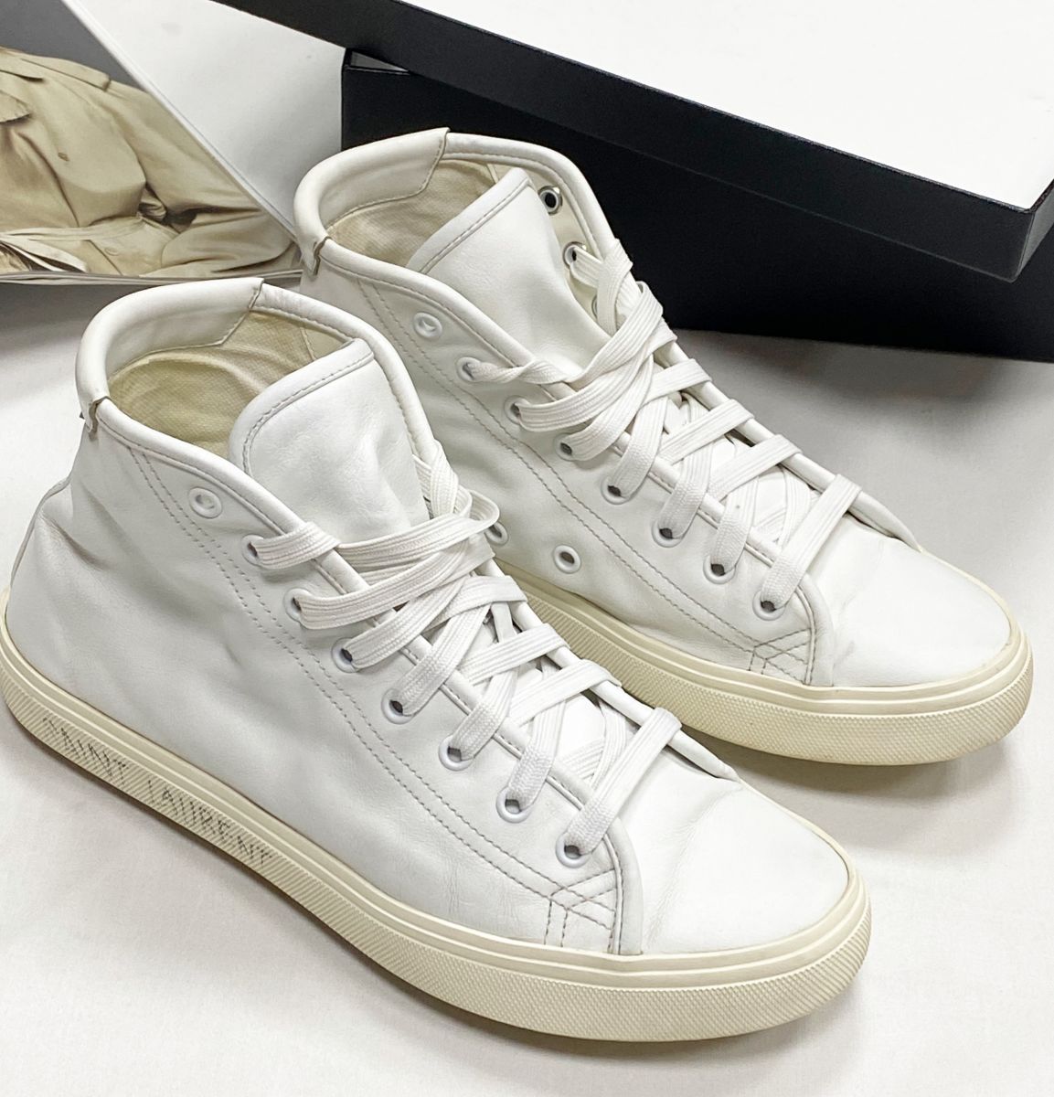 Кеды Saint Laurent размер 39 цена 12 524 руб

