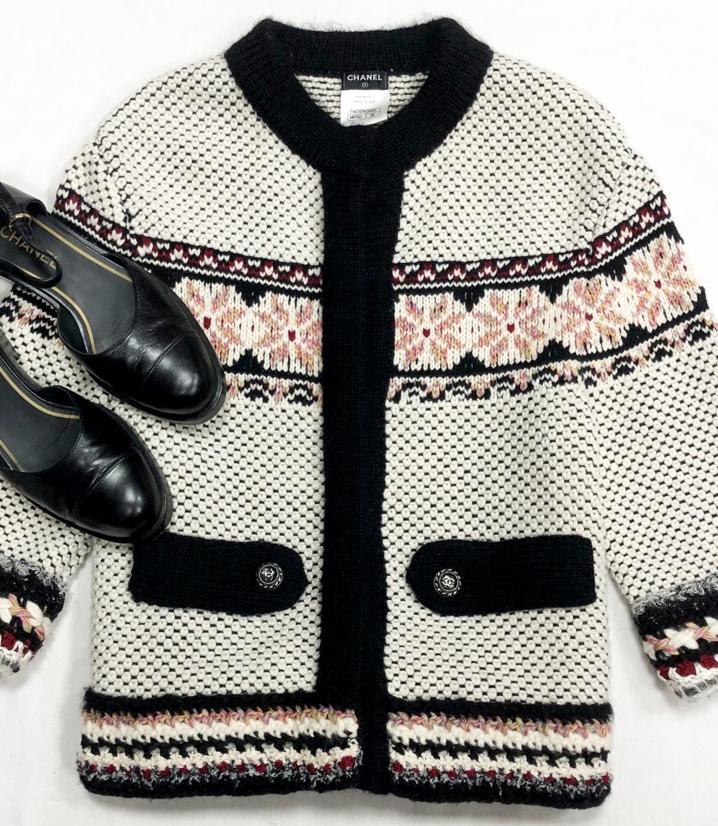 Кардиган Chanel размер 36 цена 23 483 руб
Туфли Chanel размер 39 цена 78 275 руб