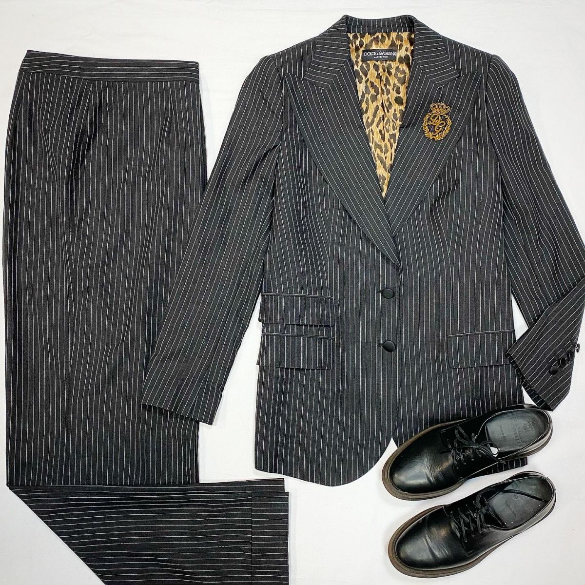 Костюм / жакет + брюки / Dolce Gabbana размер 48 цена 46 155 руб Ботинки Brunello Cucinelli размер 38 цена 15 385 руб