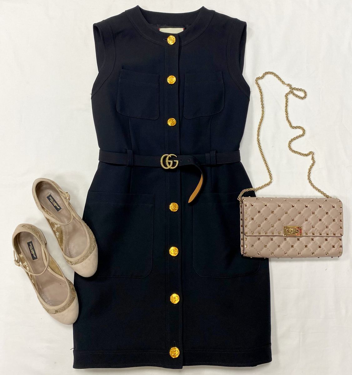 Платье Gucci размер 44 цена 31 310 руб 
Туфли Dolce Gabbana размер 37 цена 23 483 руб / новые / 
Сумка Valentino