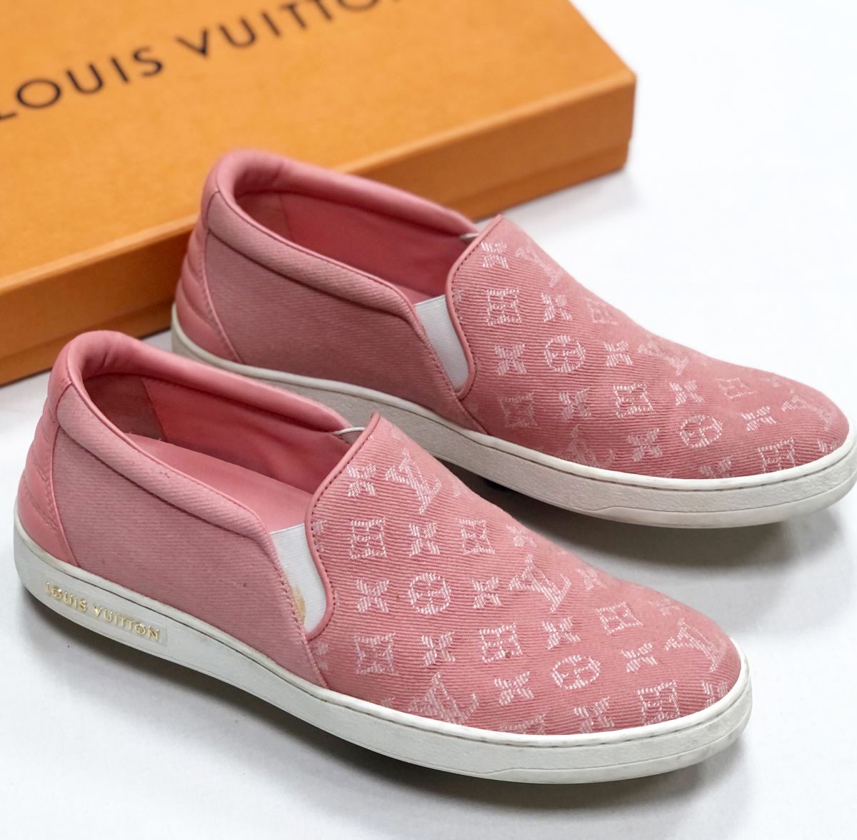 Лоферы Louis Vuitton размер 39 цена 31 310 руб