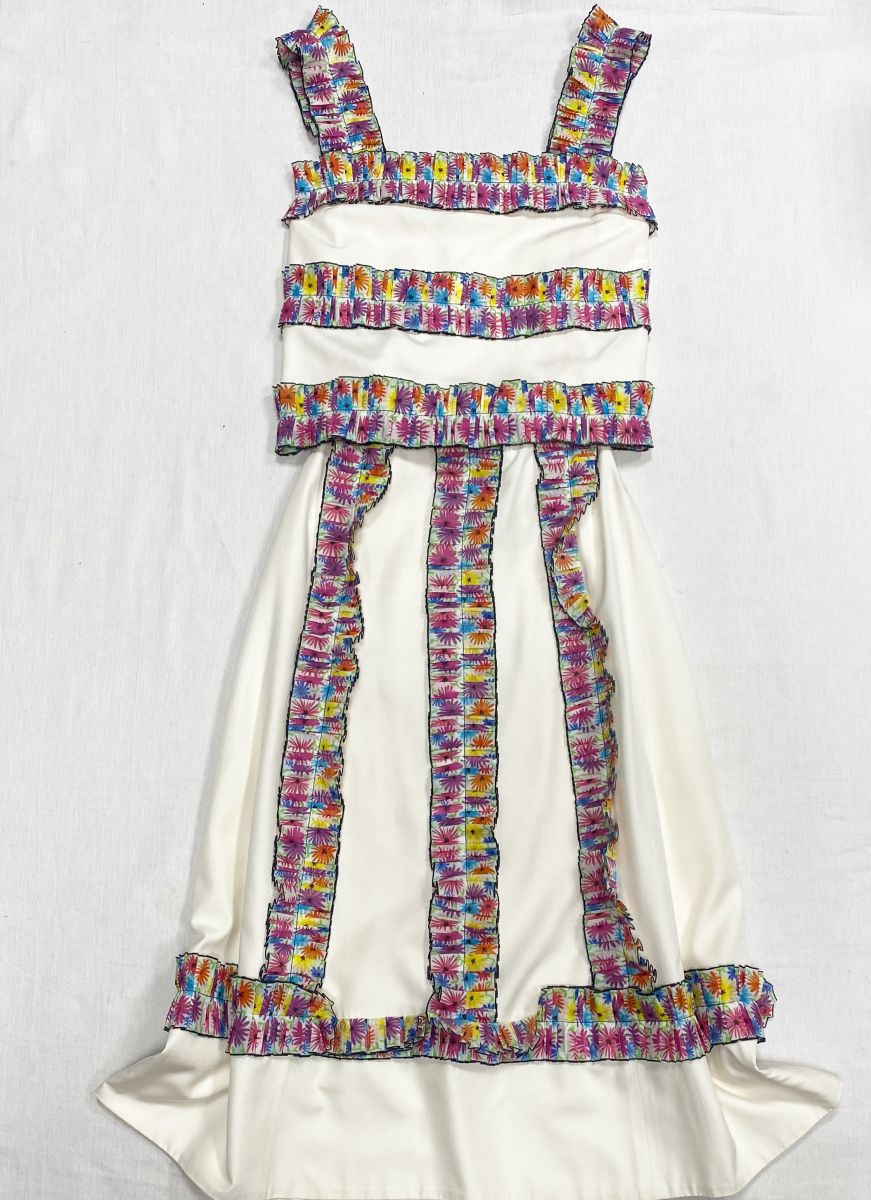Костюм Chanel размер 38 цена 140 895 руб
