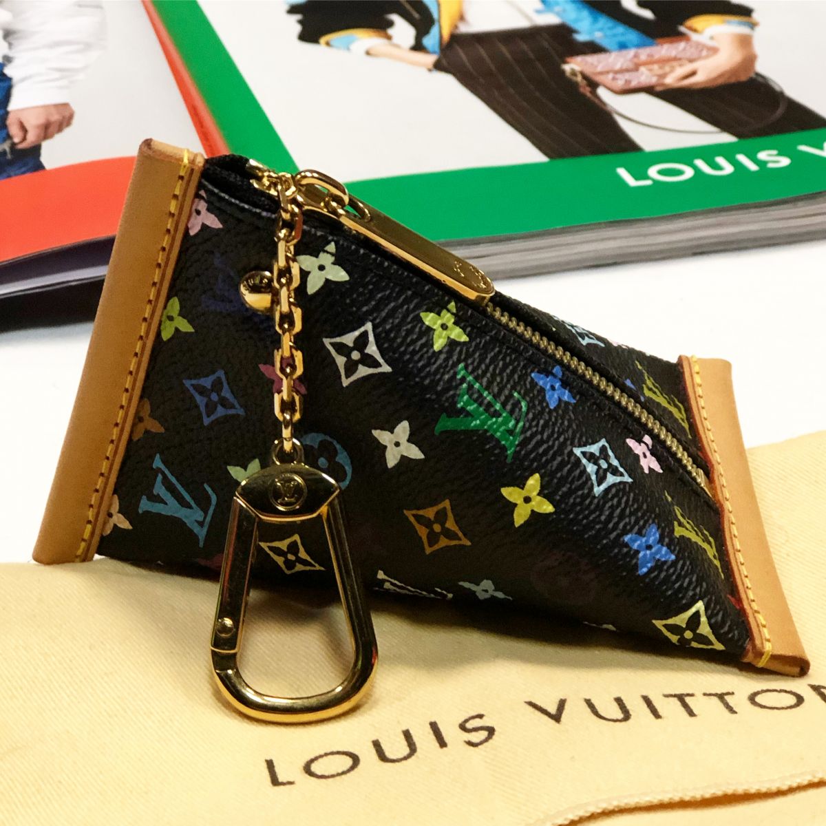 Ключница Louis Vuitton цена 15 385 руб