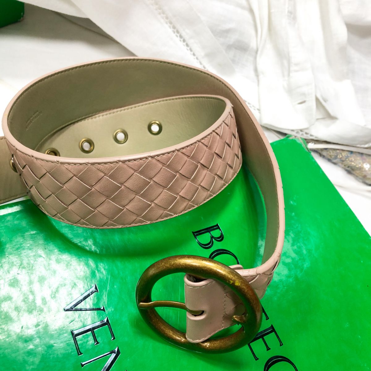 Ремень BOTTEGA VENETA размер 80/32 цена 9
394 руб